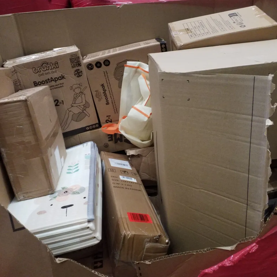 PALLET CONTAINING ASSORTED PRODUCTS INCLUDING BABY SWING, TRAVEL COT, BALANCE BIKE, PULLUP BAR & TRUNKI BACKPACK/CAR SEAT