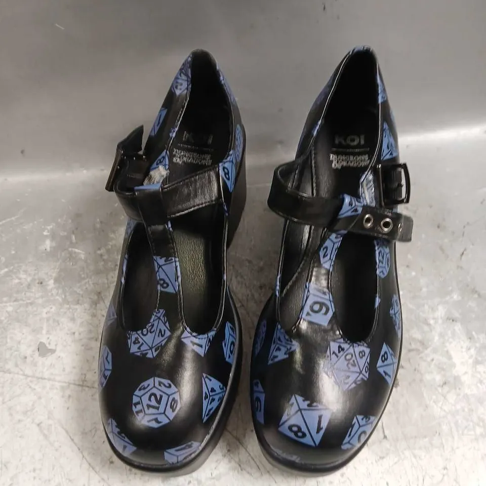 KOI X DUNGEONS AND DRAGONS SIZE 6