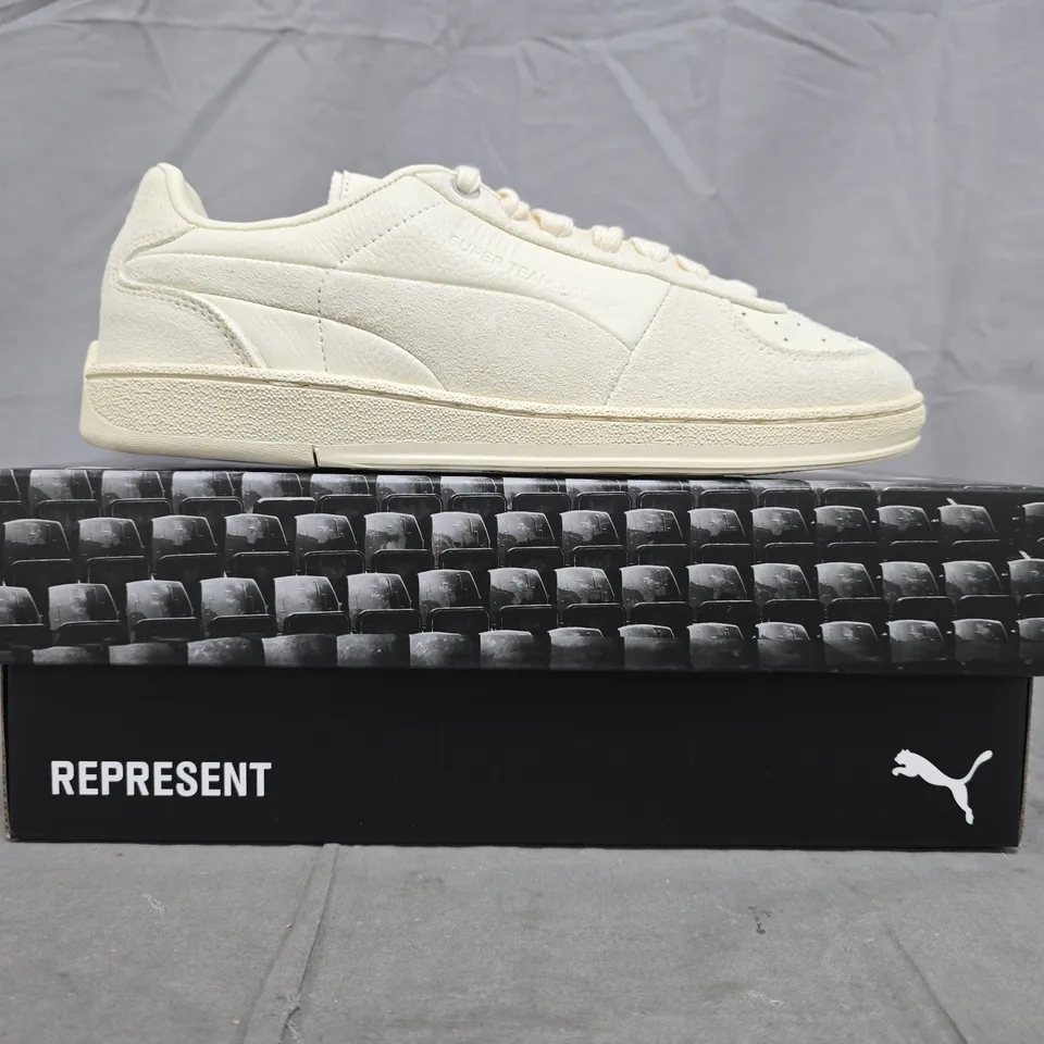 BOXED PAIR OF PUMA SUPER TEAM REPRESENT TRAINERS IN FROSTED IVORY-WARM WHITE SIZE UK 7