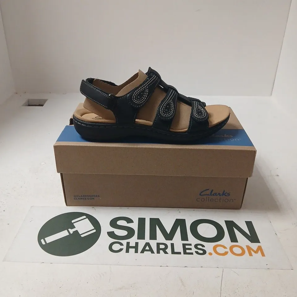 BOXED PAIR OF CLARKS LAUREANN VINE SANDALS IN BLACK LEATHER - UK 5
