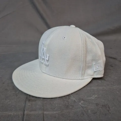 NEW ERA LA DODGERS CAP IN OFF WHITE