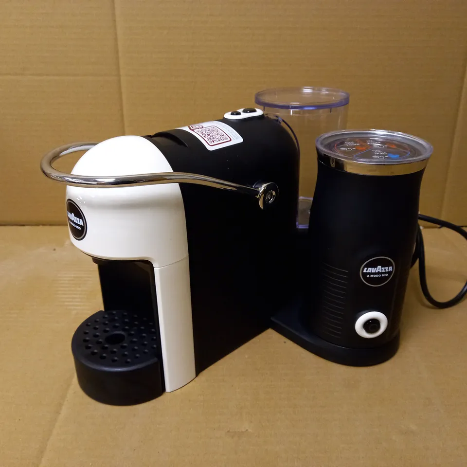 LAVAZZA A MODO MIO JOLIE & MILK COFFEE MACHINE