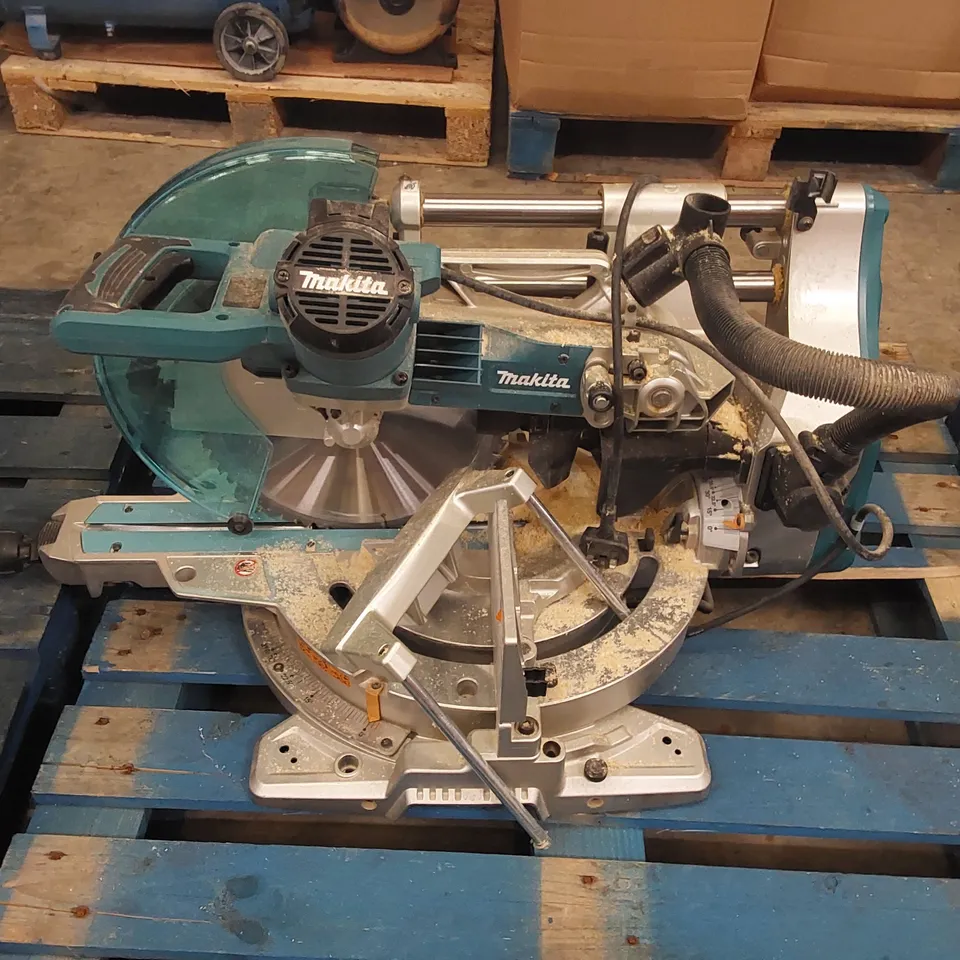 MAKITA DXT 305MM SLIDE COMPOUND MITRE SAW 240V