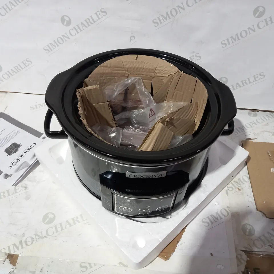 CROCK POT SLOW COOKER 