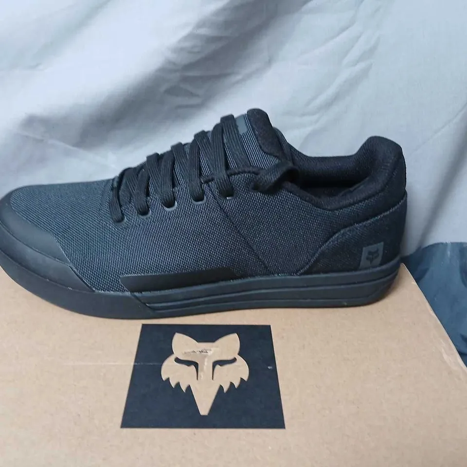 FOX UNION CANVAS CYCLING SHOES – BLACK, MEN'S UK 9 (EU 43)