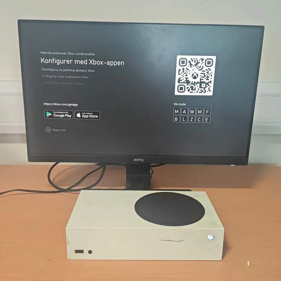 UNBOXED XBOX SERIES S DISC FREE CONSOLE
