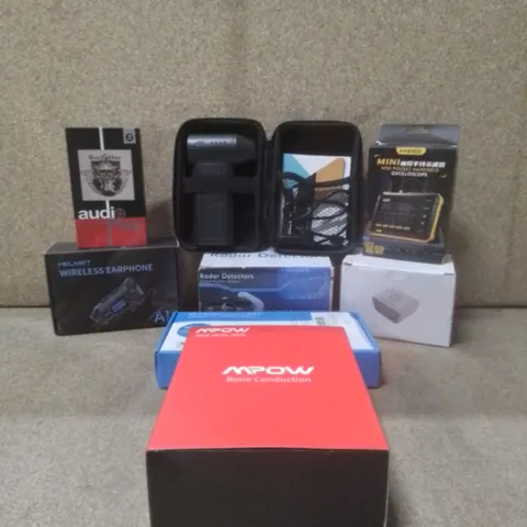 BOX OF ASSORTED ELECTRICALS TO INCLUDE; MINI JET FAN, HELMET WIRELESS EARPHONE, WIRELESS WIFI ADAPTER ETC