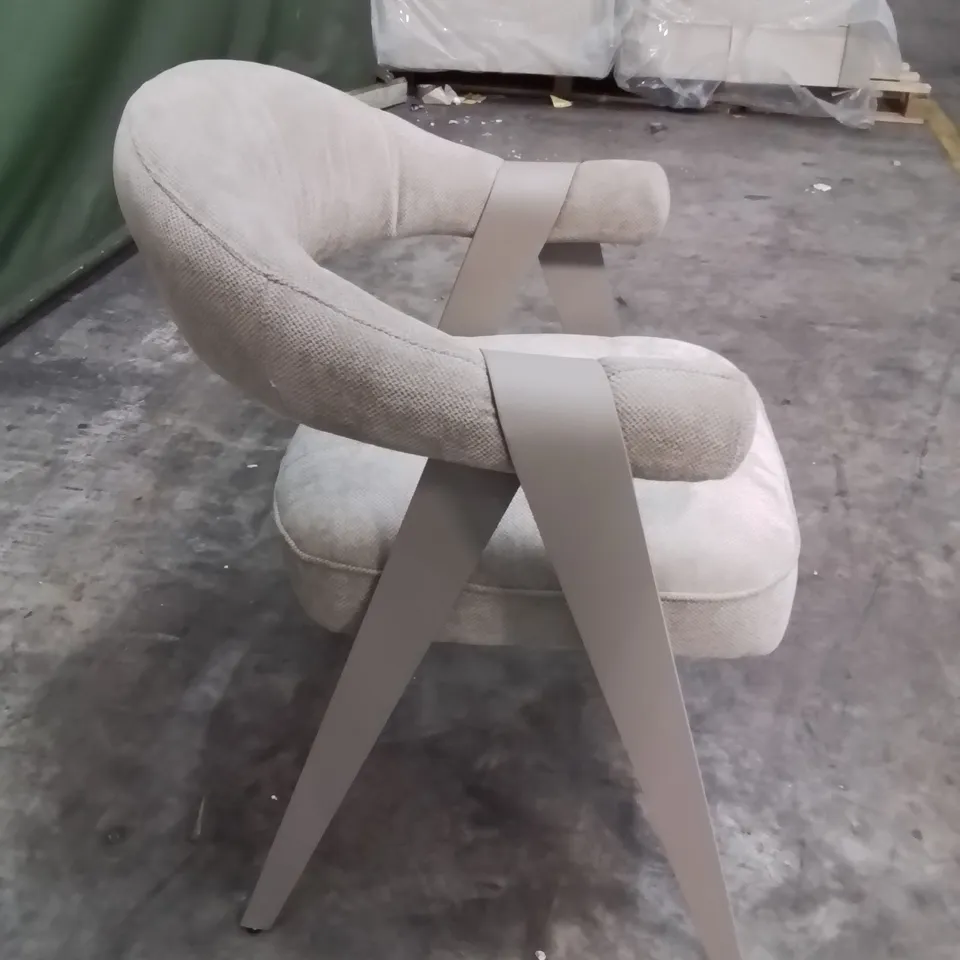 QUALITY STYLISH FABRIC UPHOLSTERED SIDE CHAIR