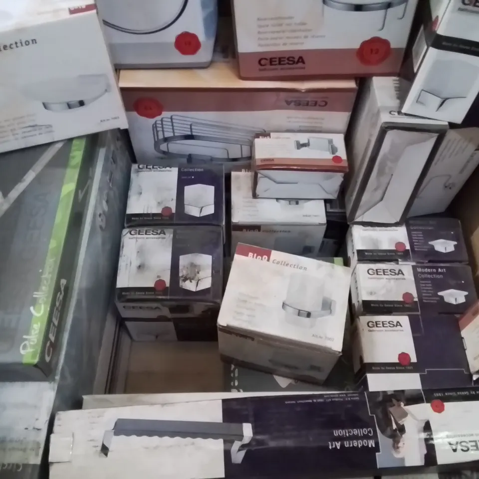 MIXED BOX OF BATHROOM FIXTURES: TOWEL HOLDERS, GLASS HOLDER, TOILET ROLL HOLDERS ECT.