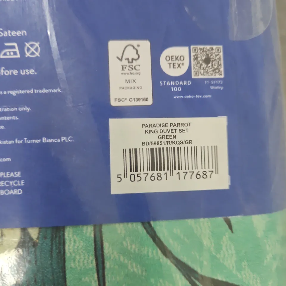 PARADISE PARROT KING DUVET SET GREEN, KING SIZE BY MATTHEW WILLIAMSON DESIGN
