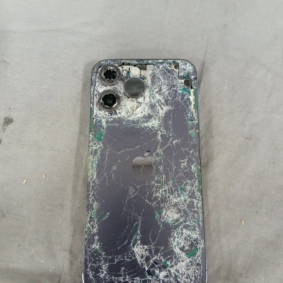 APPLE IPHONE - BOXED