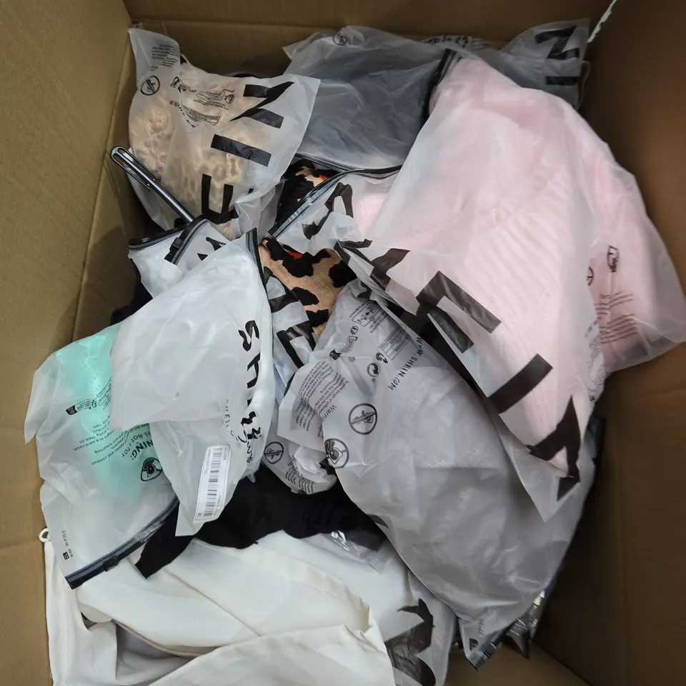 LARGE BOX OF ASSORTED CLOTHING ITEMS IN VARIOUS SIZES, STYLES AND COLOUR 