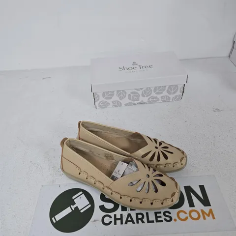 SHOE TREE COMFORT PALMA BEIGE WOMEN'S SHOES – UK 8