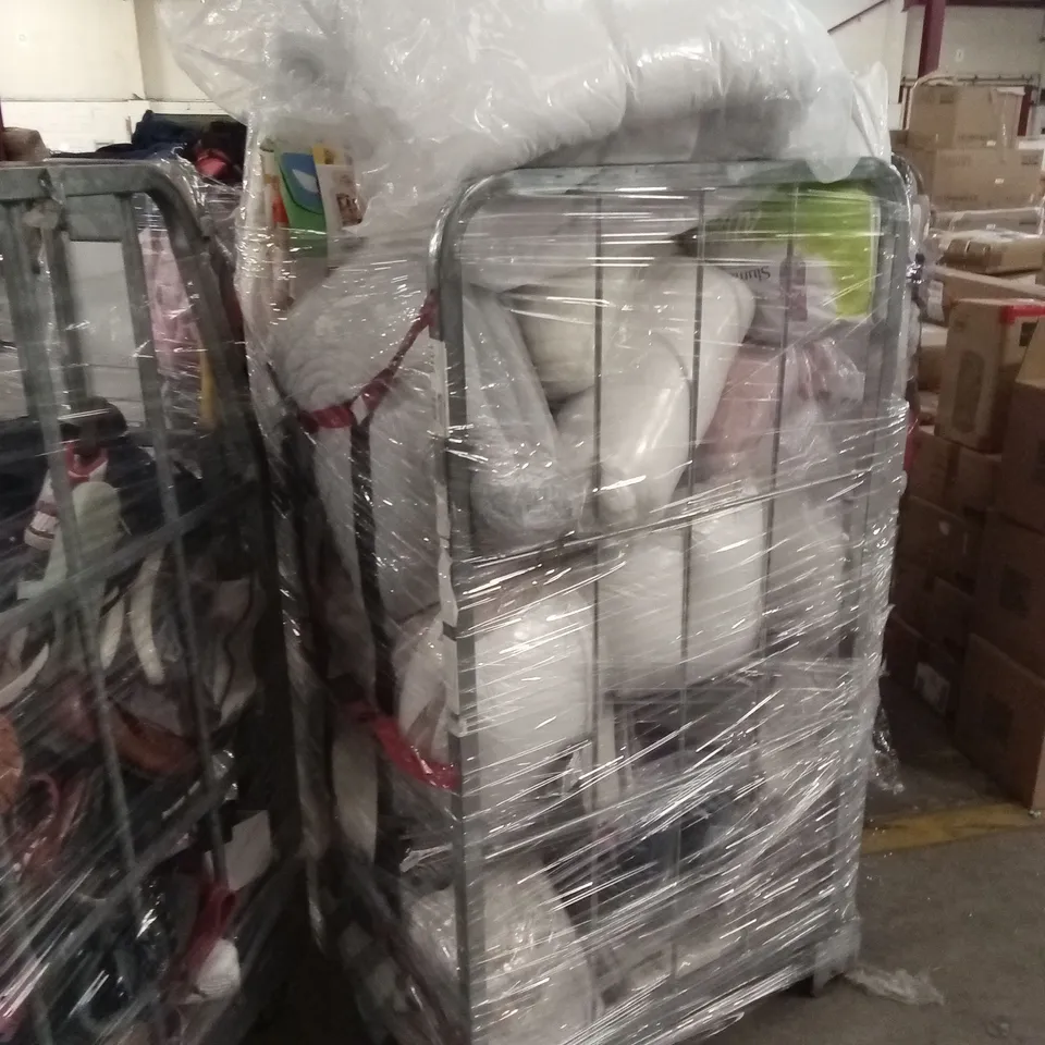 CAGE OF ASSORTED TEXTILE BASED PRODUCTS TO INCLUDE, BEDDING, CUSHIONS AND PILLOWS ETC