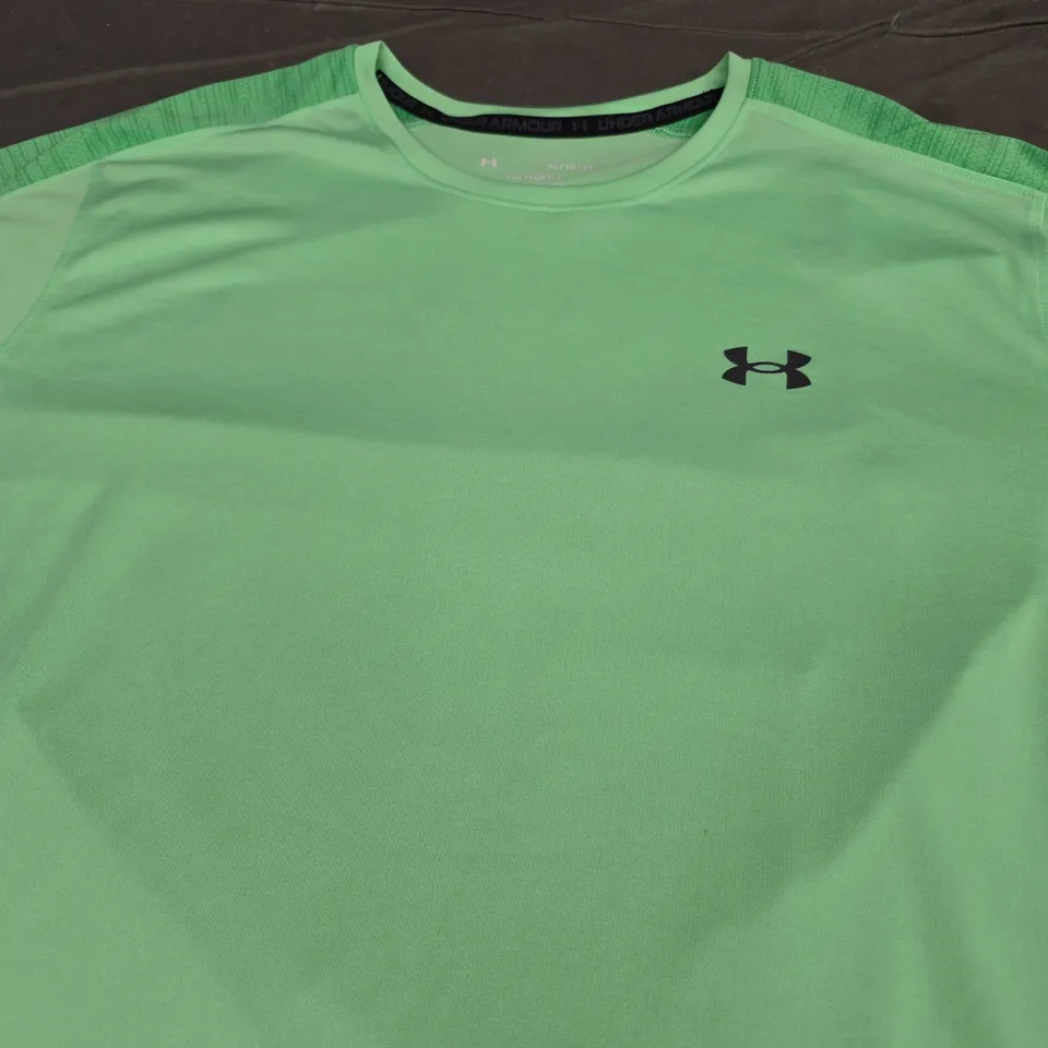 UNDER ARMOUR LOGO TEE - SIZE XL