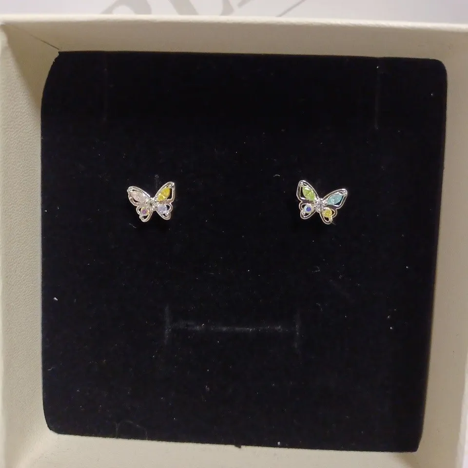 SILVER EFFECT BUTTERFLY STUD EARRING