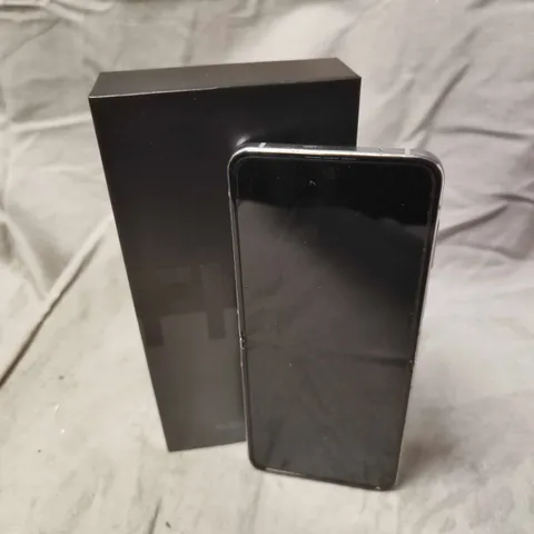 SAMSUNG GALAXY Z FLIP SMARTPHONE