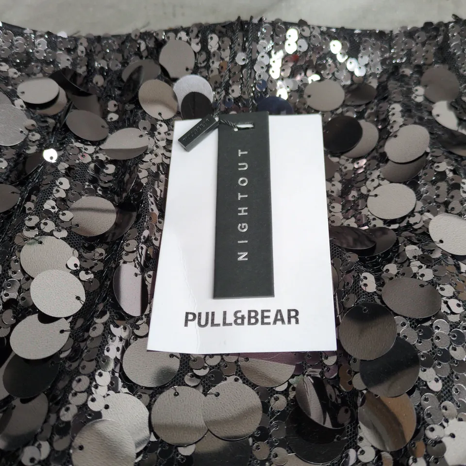 PULL & BEAR NIGHT OUT SEQUINED SKIRT – UK M