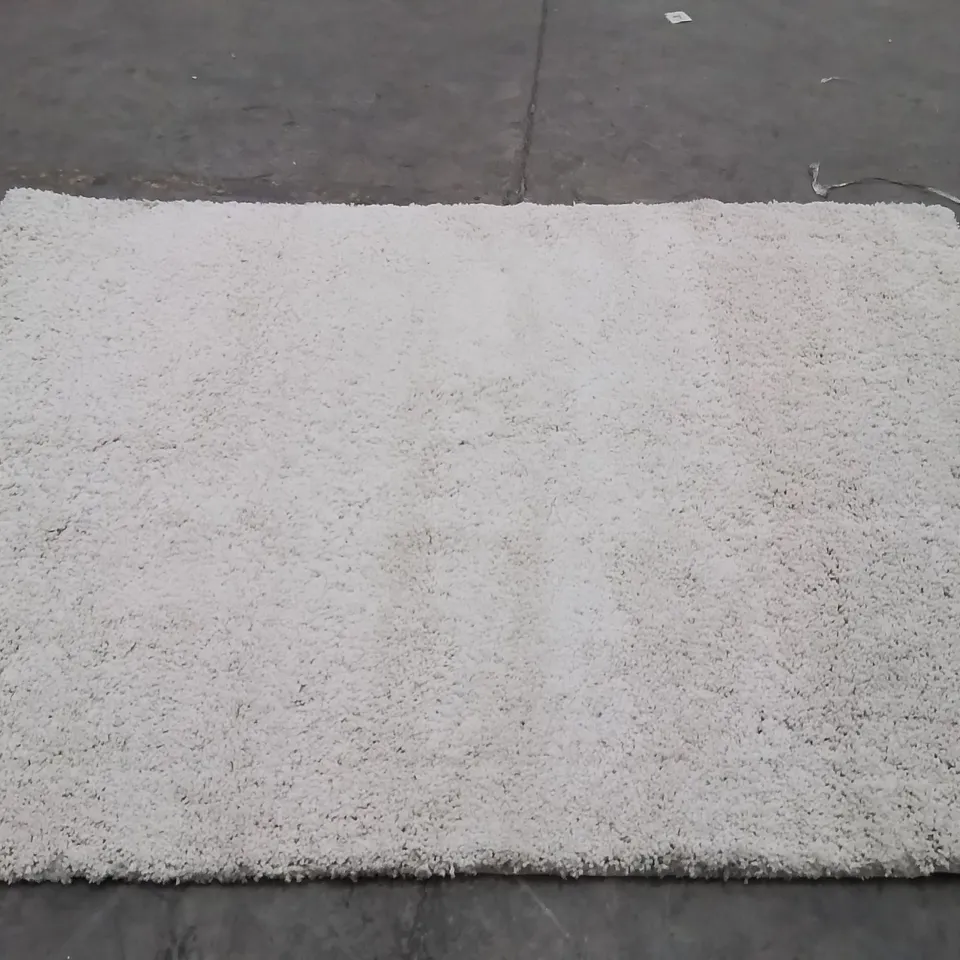 QUALITY DESIGNER AREA RUG - APPROXIMATELY 270CM X 200CM- CREAM 