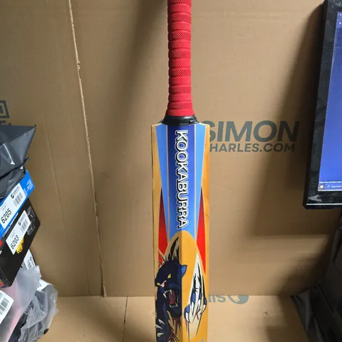 KOOKABURRA BEAST CRICKET BAT – RED GRIP, BLUE/ORANGE GRAPHIC BLADE