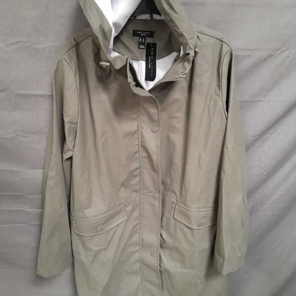 NEW LOOK ROBIN RAIN ANORAK IN GREEN - UK 18