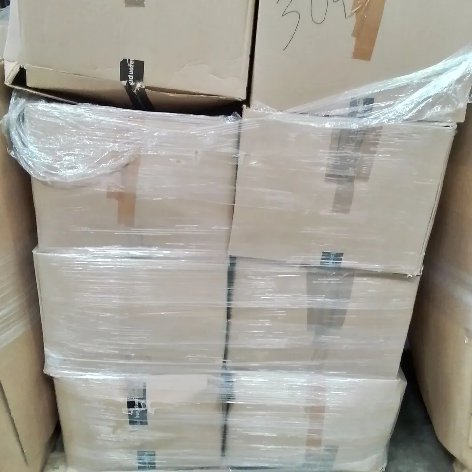 PALLET TO CONTAIN A LARGE QUANTITY OF COSMETICS