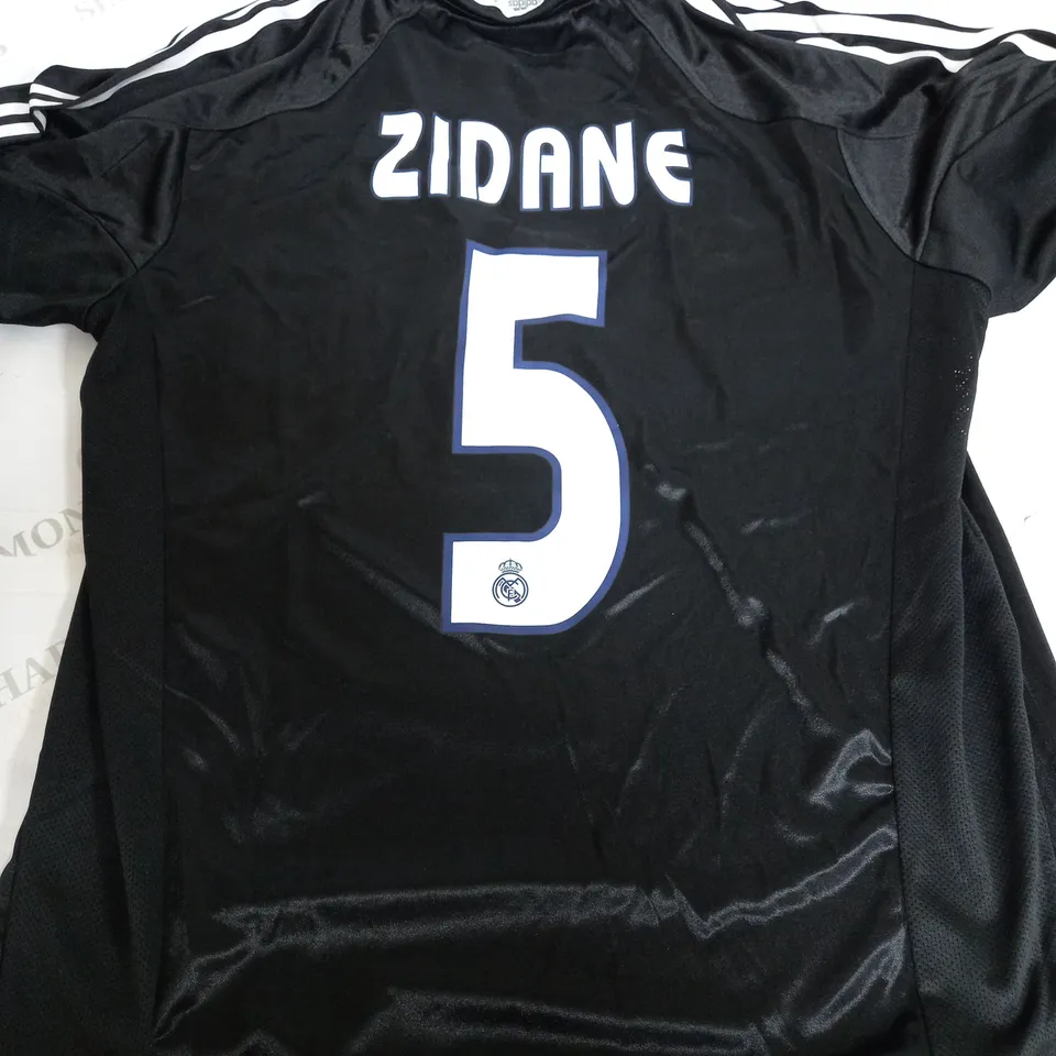 ADIDAS REAL MADRID FOOTBALL CLUB SHIRT - ZIDANE 5 - XL