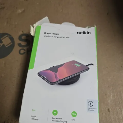 BELKIN BOOSTCHARGE WIRELESS CHARGING PAD 10W – FOR APPLE & SAMSUNG
