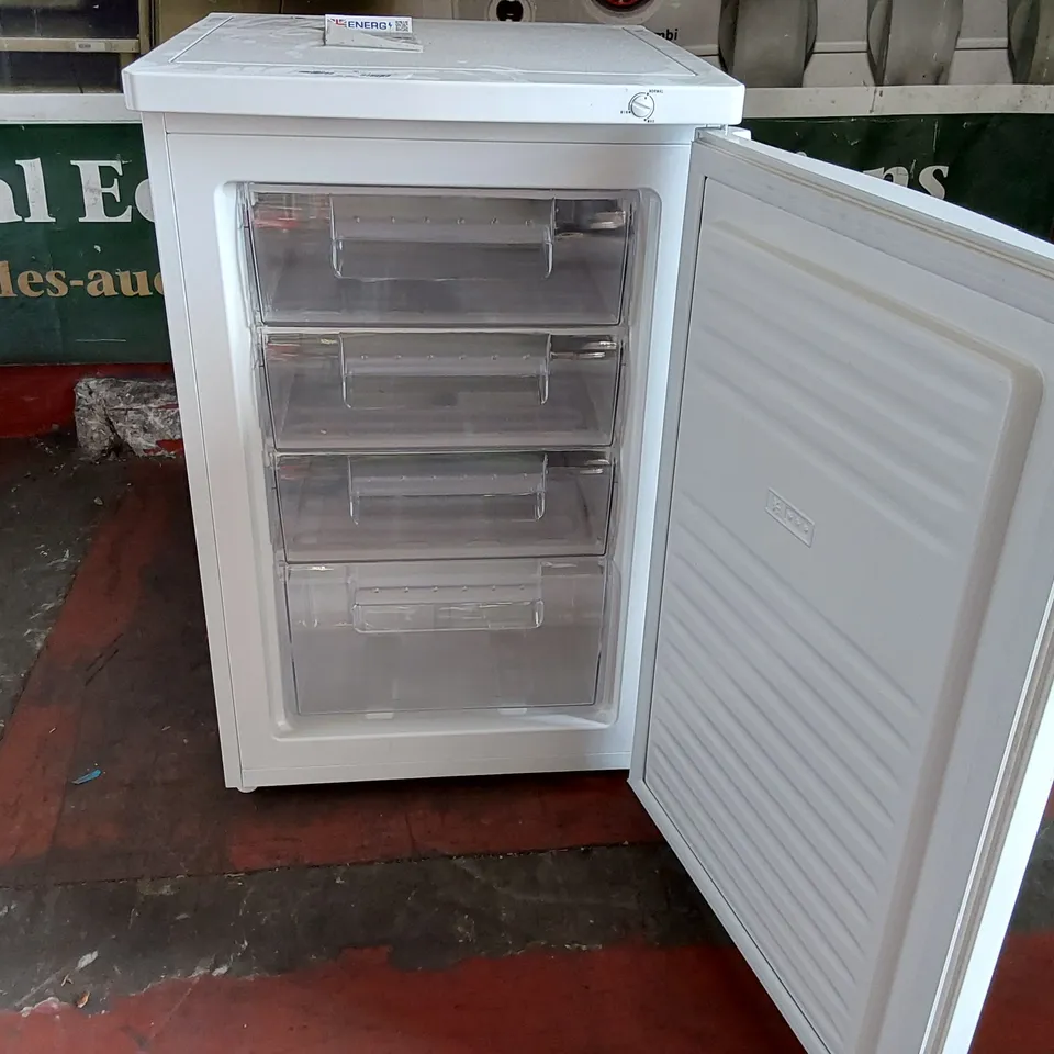 ENGLISH ELECTRIC UNDER COUNTER FREEZER EEF085H 91 LITRE 55CM WIDE, WHITE, REVERSIBLE DOOR - 4 FREEZER DRAWERS [ENERGY CLASS F]