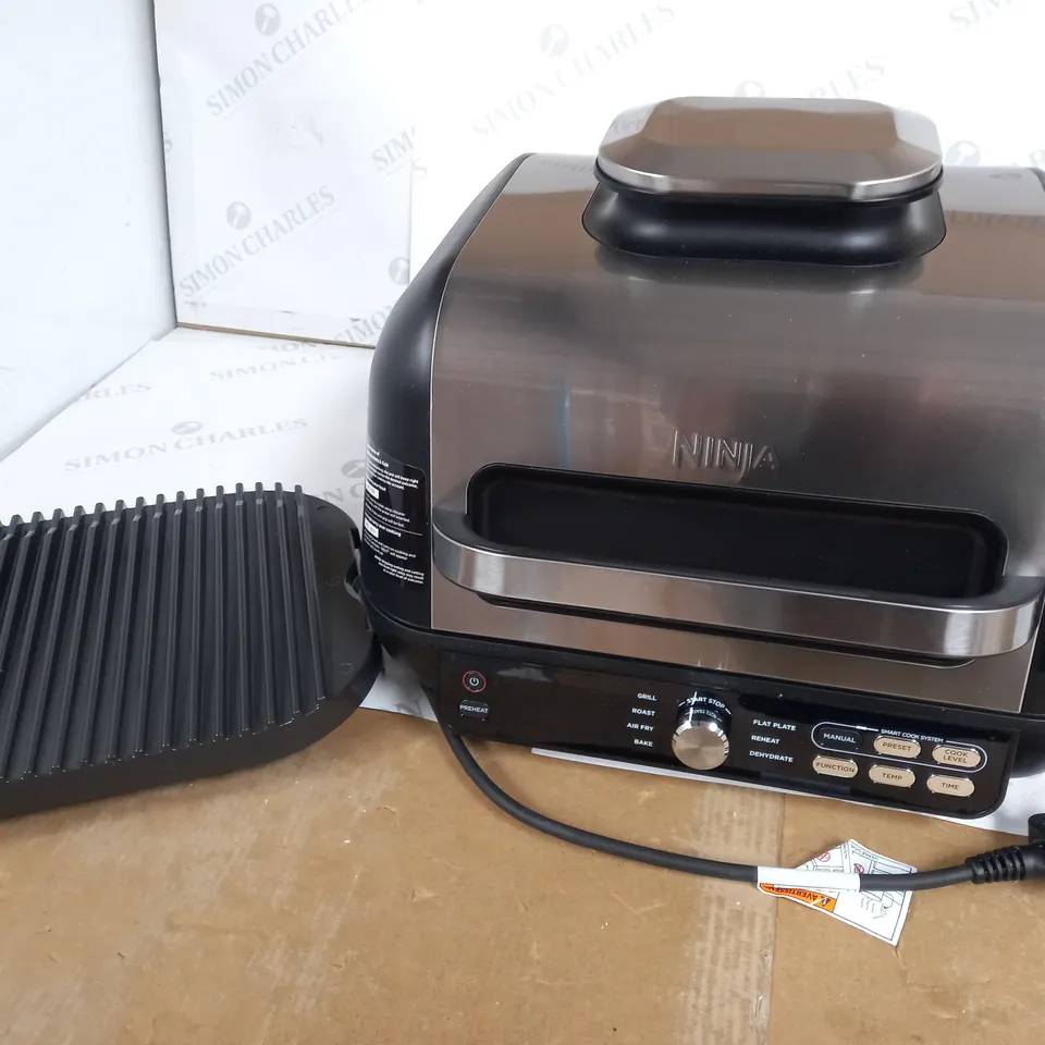 BOXED NINJA FOODI MAX PRO HEALTH GRILL & AIR FRYER AG651UK