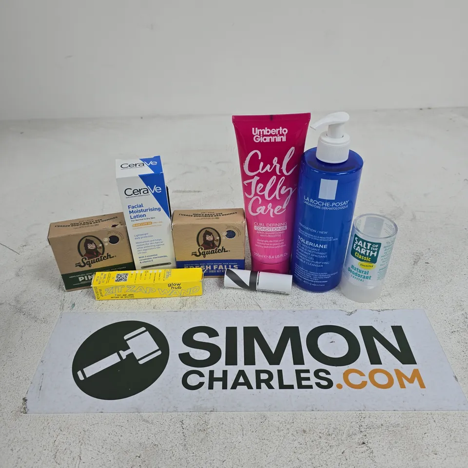 APPROXIMATELY 20 ASSORTED HEALTH & BEAUTY PRODUCTS TO INCLUDE LA ROCHE-POSAY FOAMING GEL, UMBERTO GIANNINI CONDITIONER, DR SQUATCH FRESH FALLS, ETC - COLLECTION ONLY