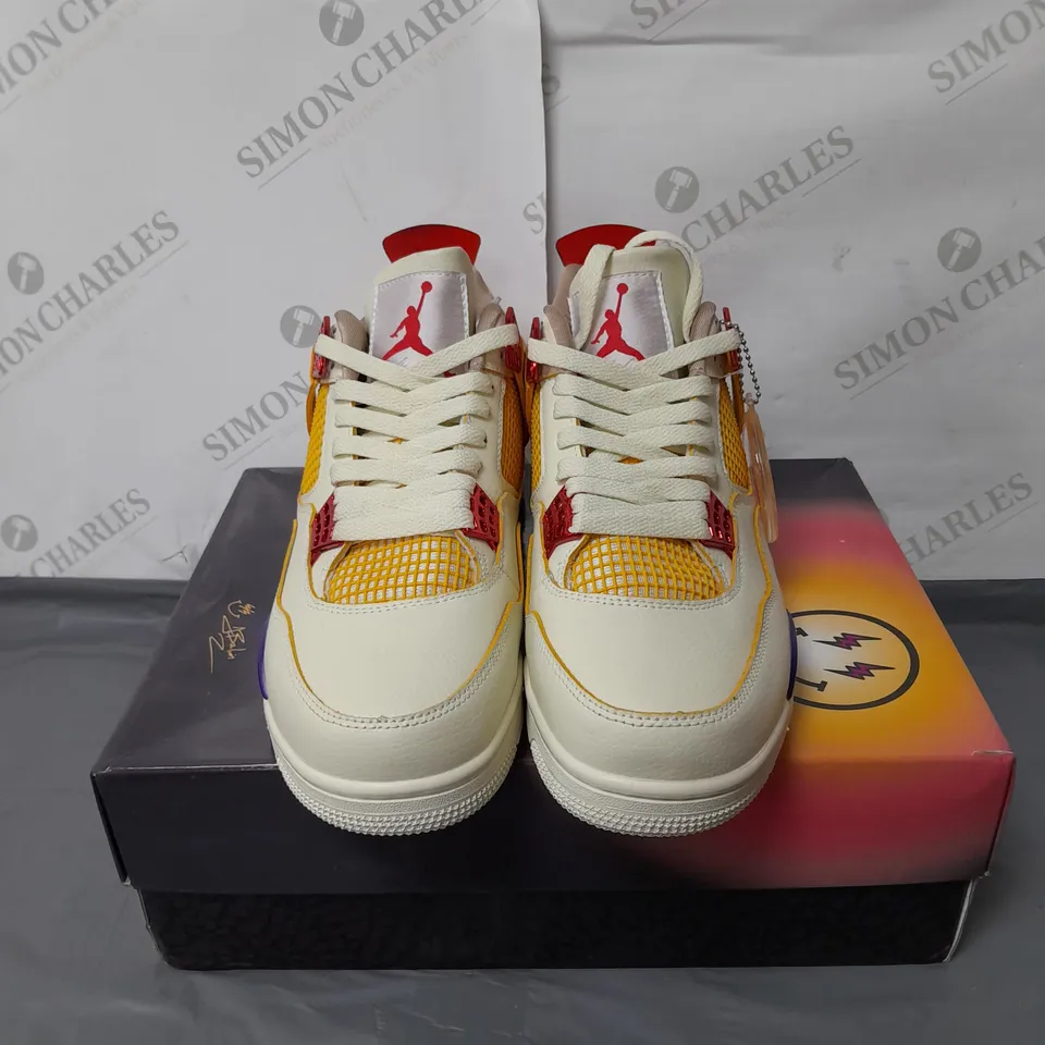NIKE AIR MENS TRAINERS WHITE, BLUE AND RED SIZE 11