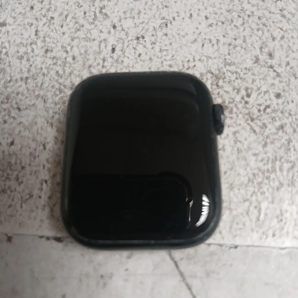 APPLE WATCH SERIES 8 41MM ALUMINIUM SMARTWATCH (BLACK) – HEAD ONLY