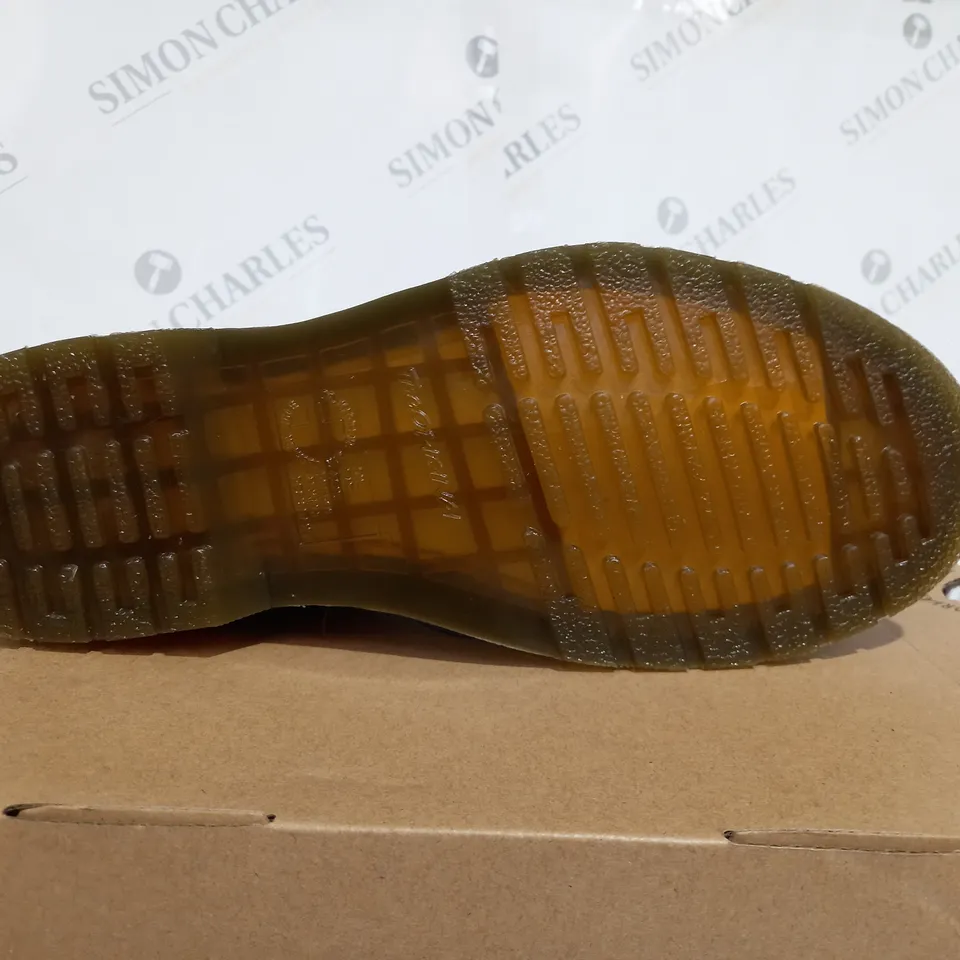 BOXED DR MARTENS DARK BROWN BOOTS - SIZE UK 7