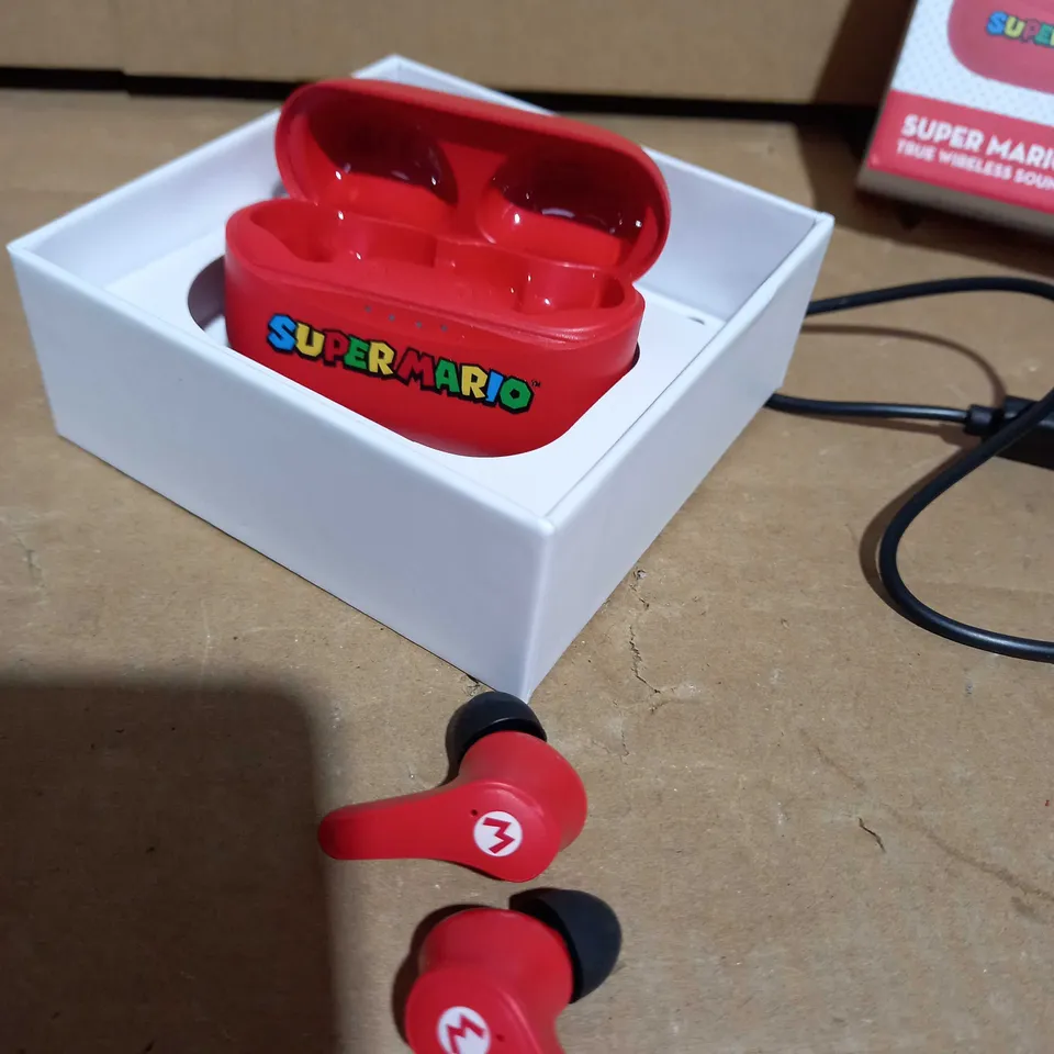 SUPER MARIO WIRELESS EARPODS RED