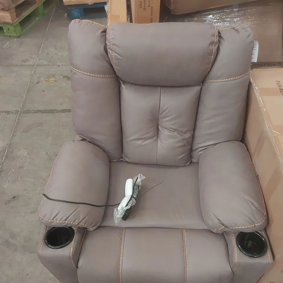 QUALITY DESIGNER FABRIC UPHOLSTERED ELECTRIC RECLINER ARMCHAIR WITH CUPHOLDERS 