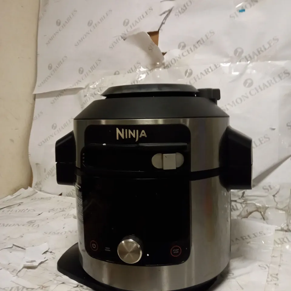 NINJA FOODI SMARTLID 7.5L MULTI COOKER & AIR FRYER