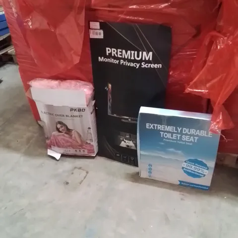 PALLET OF ASSORTED HOUSEHOLD GOODS AND PRODUCTS TO INCLUDE;TOILET SEAT,ELECTRIC BLANKET,PRIVACY SCREEN 