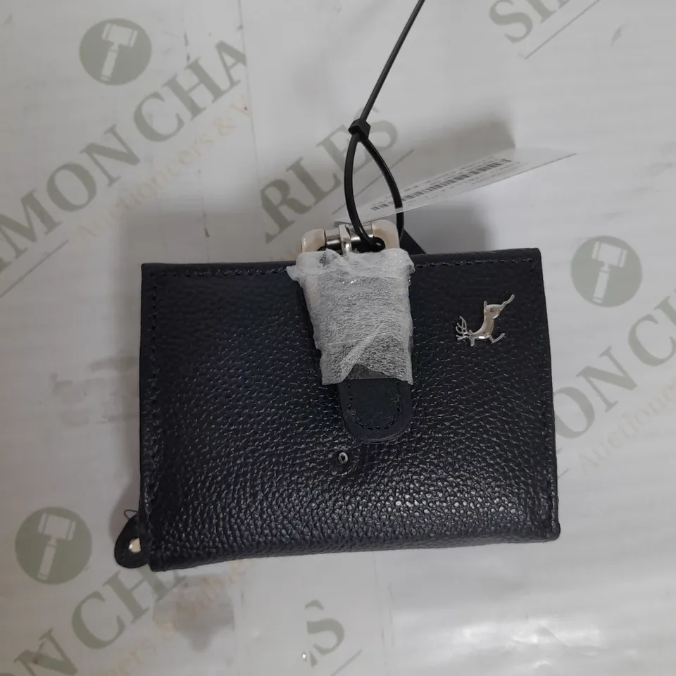 BOKED ASHWOOD LEATHER BUCKLED PURSE IN NAVY