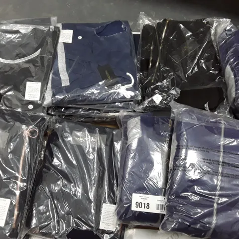 LOT OF APPROXIMATELY 45 ASSORTED BAGGED KINTSUGI CLOTHING ITEMS IN VARIOUS SIZES