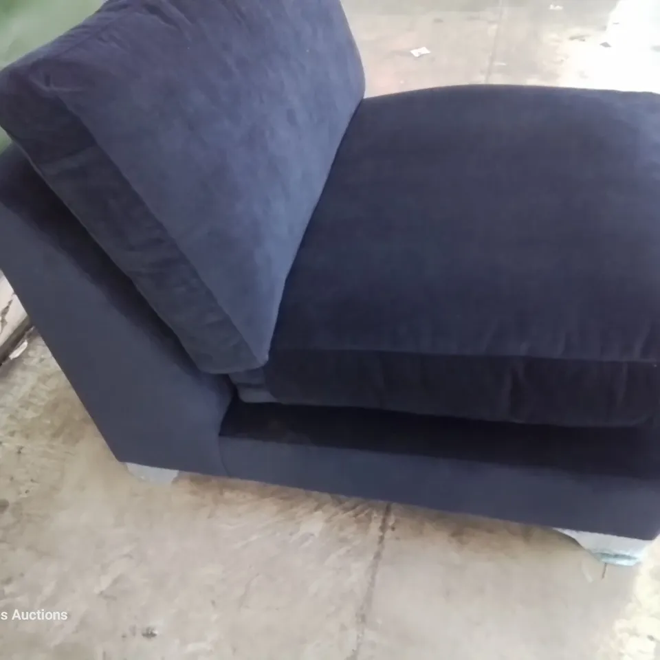QUALITY BRITISH DESIGNER LOUNGE Co. ARMLESS UNIT PLUSH BLUE FABRIC