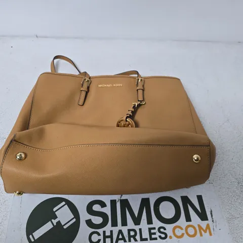 MICHAEL KORS TOTE BAG – TAN