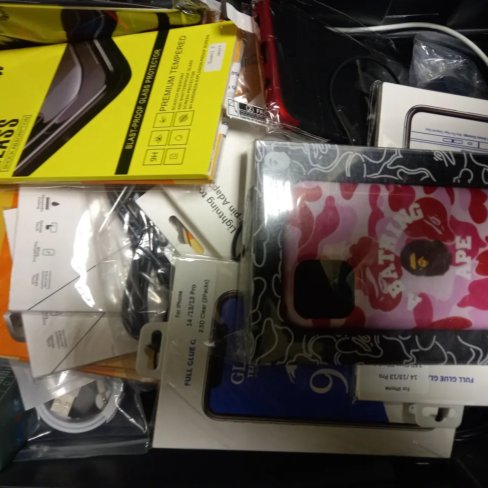LOT OF APPROXIMATELY 20 PHONE ACCESSORIES, TO INCLUDE CASES, SCREEN PROTECTORS, ETC 