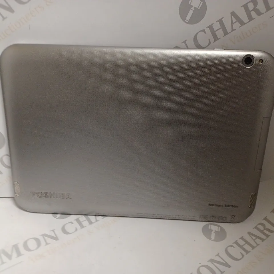 TOSHIBA HARMAN/ KARDON SILVER TABLET