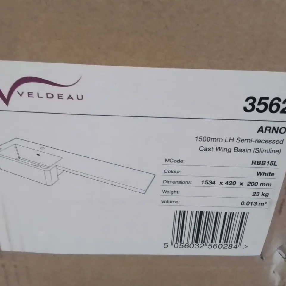 BOXED AS NEW VELDEAU ARNO 1500MM LH SEMI RECESSED CAST WING BASIN - 1534X420X200MM