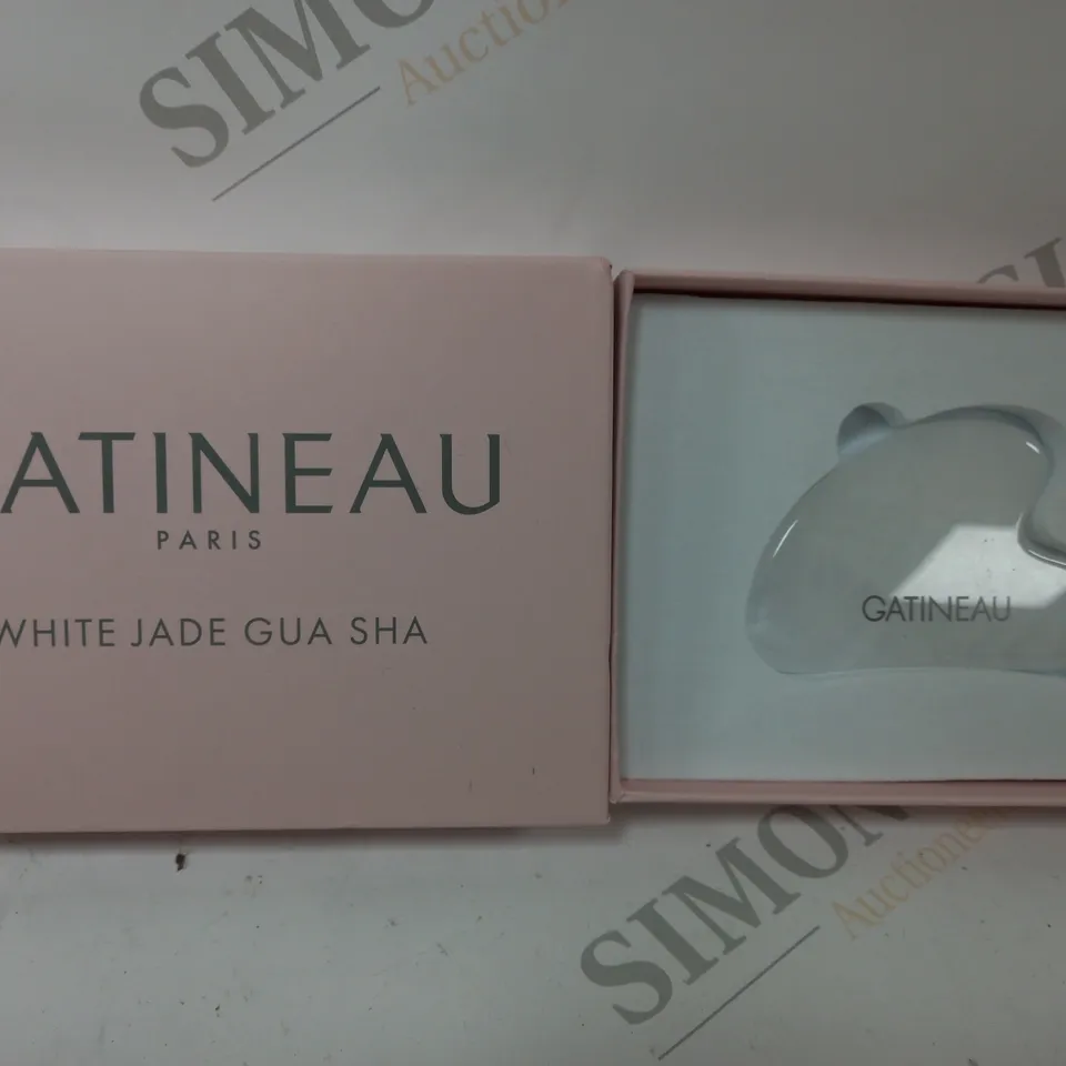 BOXED GATINEAU WHITE JADE GUA SHA