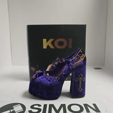KOI MANOR VELVET PURPLE PLATFORM HEELS WITH GOLD EMBROIDERY UK SIZE 6