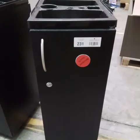 BLACK SALON/STYLING TROLLEY 
