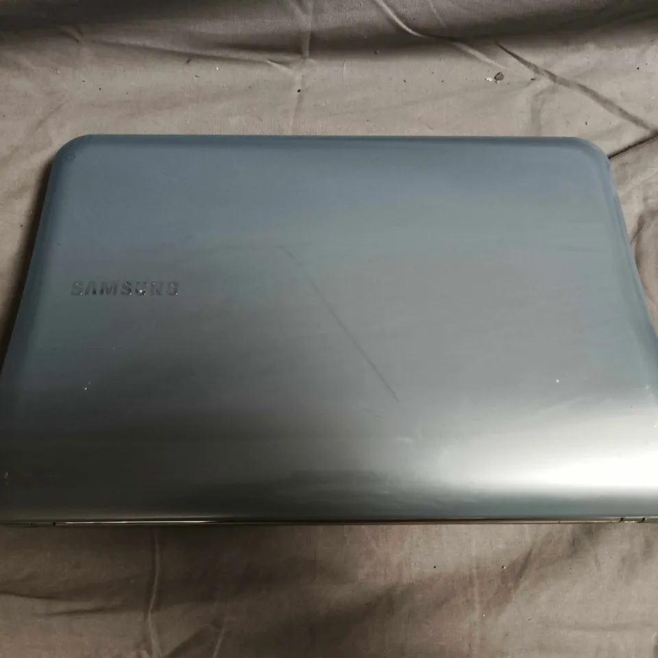 SAMSUNG NP-NF210 NOTEBOOK NETBOOK (A03UK)