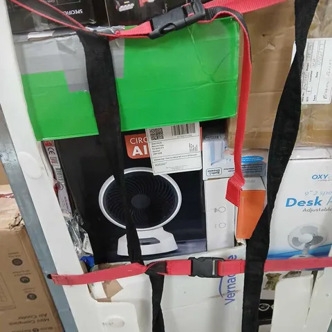 CAGE OF APPROXIMATELY 20 ASSORTED ITEMS TO INCLUDE  - LIGHTS - FAN - VACUMS  - ETC - COLLECTION ONLY